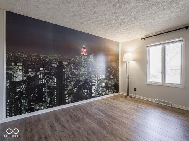 926 Beech Drive, Greenwood, IN 46142