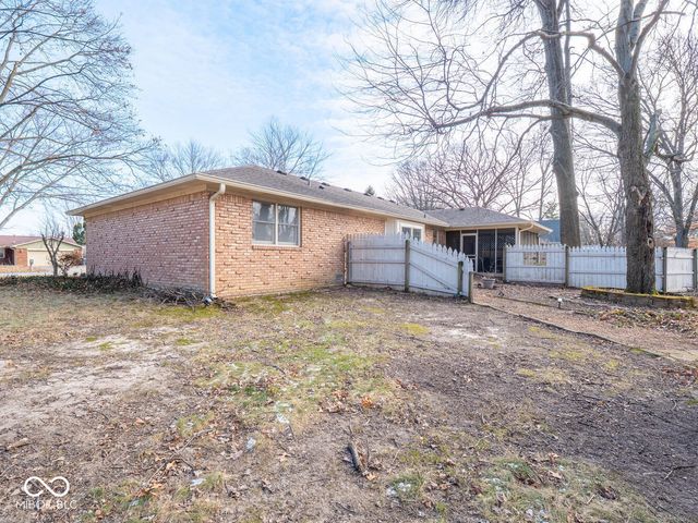 926 Beech Drive, Greenwood, IN 46142