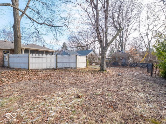 926 Beech Drive, Greenwood, IN 46142