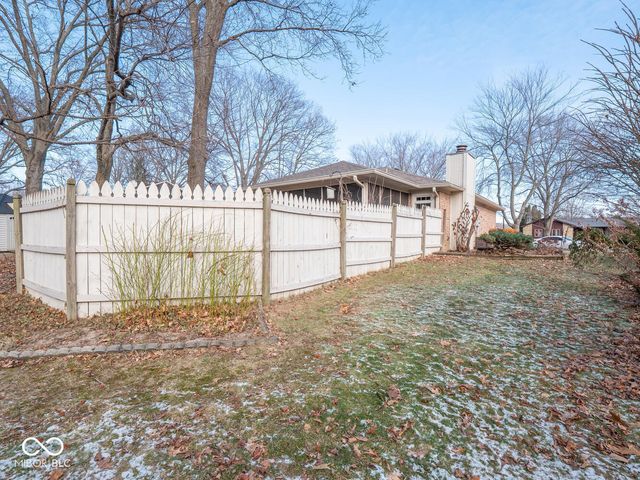 926 Beech Drive, Greenwood, IN 46142