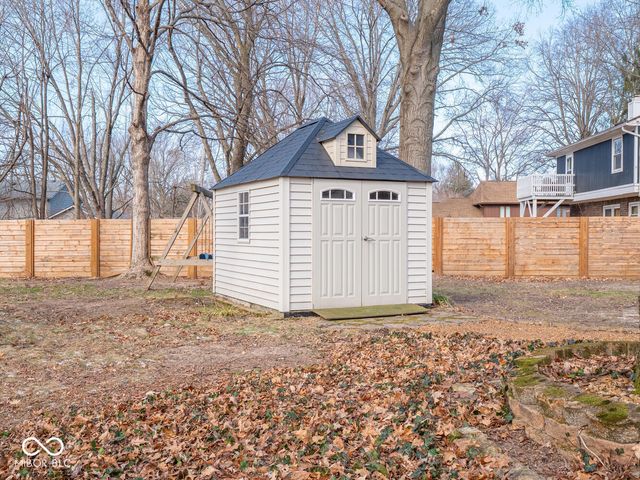 926 Beech Drive, Greenwood, IN 46142