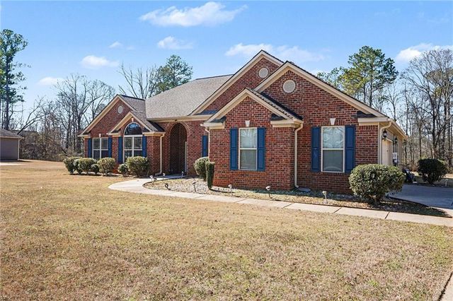 12391 Hillcrest Drive, Hampton, GA 30228