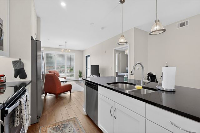 5609 Smu Boulevard 306, Dallas, TX 75206