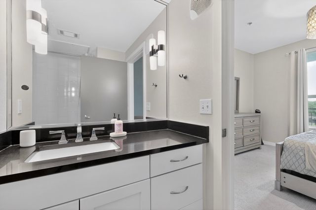 5609 Smu Boulevard 306, Dallas, TX 75206