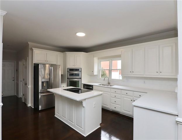 4287 Trotters Way Drive, Snellville, GA 30039