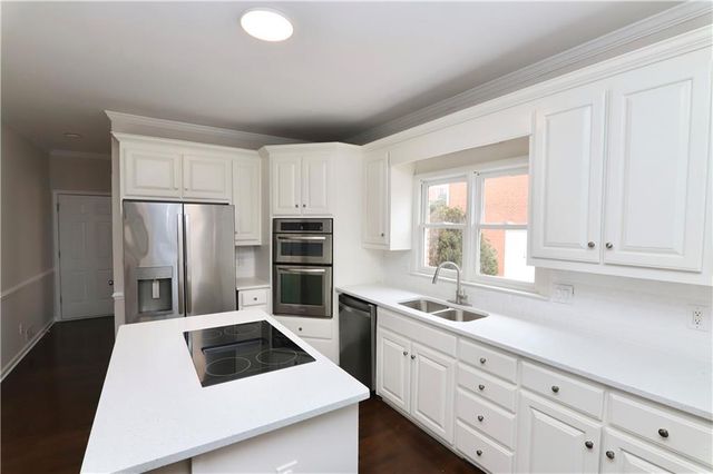 4287 Trotters Way Drive, Snellville, GA 30039