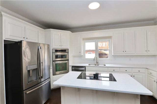 4287 Trotters Way Drive, Snellville, GA 30039