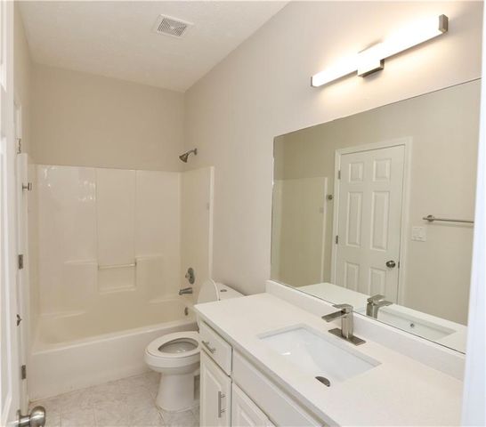 4287 Trotters Way Drive, Snellville, GA 30039