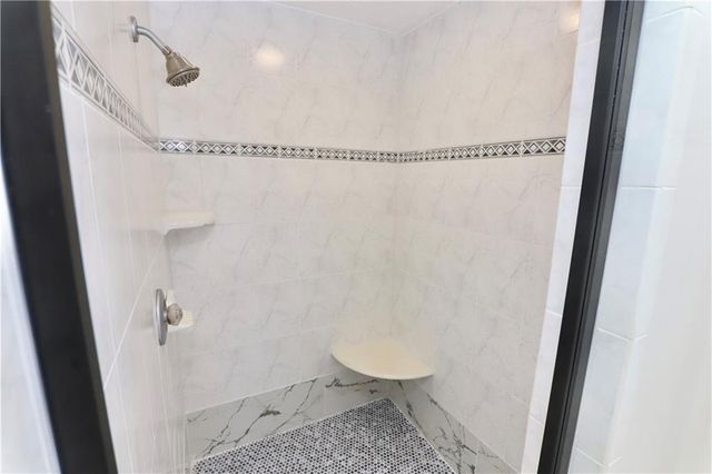 4287 Trotters Way Drive, Snellville, GA 30039