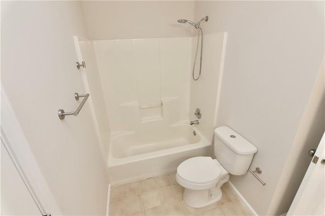 4287 Trotters Way Drive, Snellville, GA 30039