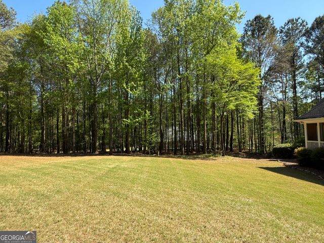 351 Antrim Glen Road, Hoschton, GA 30548