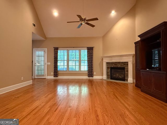 351 Antrim Glen Road, Hoschton, GA 30548