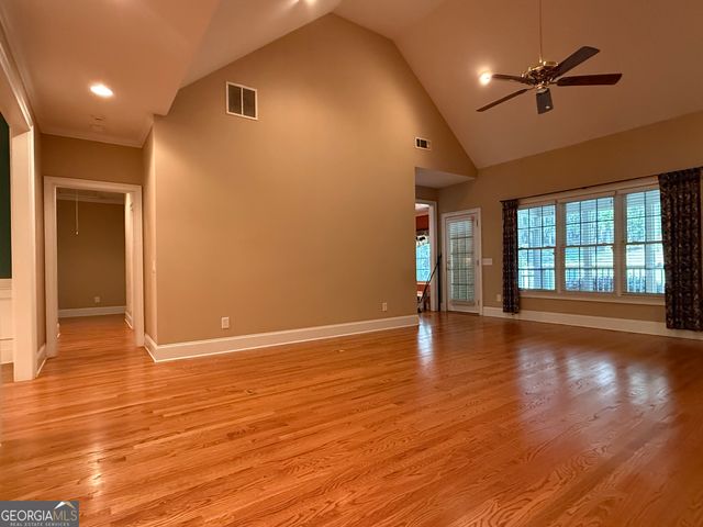 351 Antrim Glen Road, Hoschton, GA 30548