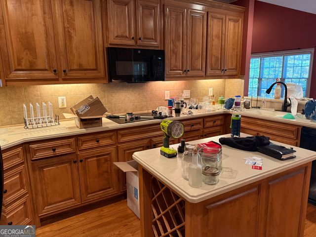 351 Antrim Glen Road, Hoschton, GA 30548