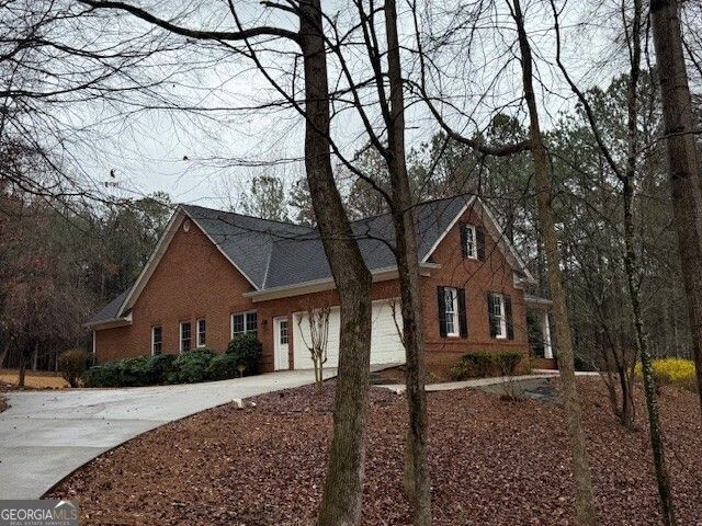 351 Antrim Glen Road, Hoschton, GA 30548
