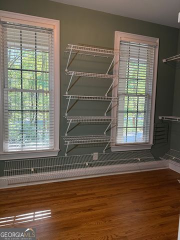351 Antrim Glen Road, Hoschton, GA 30548
