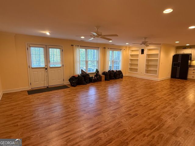 351 Antrim Glen Road, Hoschton, GA 30548