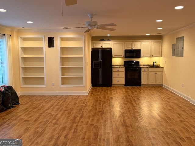 351 Antrim Glen Road, Hoschton, GA 30548