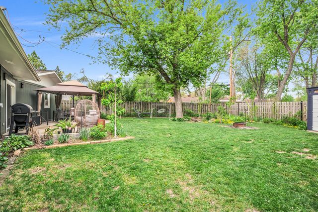 158 St Marys Parkway, Buffalo Grove, IL 60089