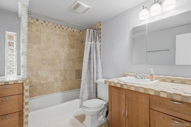 1796 W Lake Avenue, Littleton, CO 80120