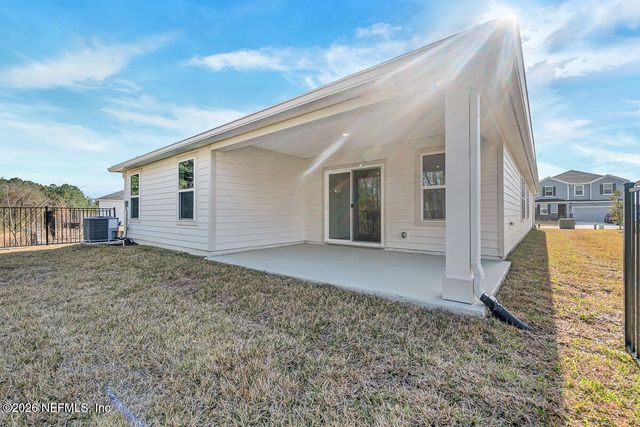 712 PANTHER LAKE Parkway, Jacksonville, FL 32221