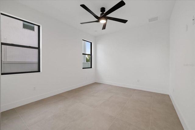 3107 W BEACH STREET, Tampa, FL 33607
