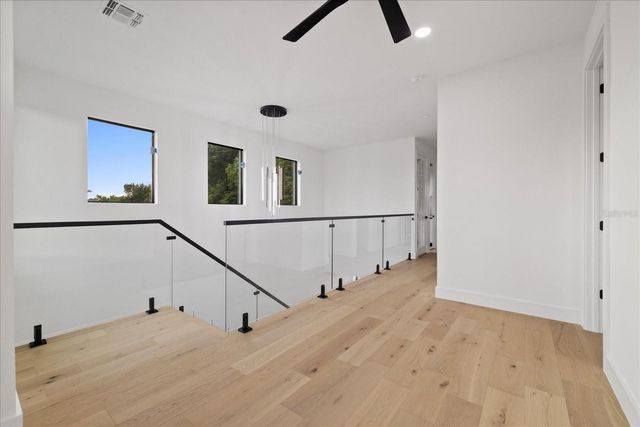3107 W BEACH STREET, Tampa, FL 33607