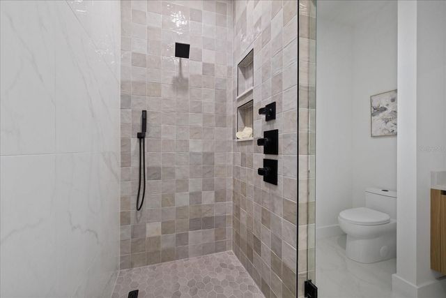 3107 W BEACH STREET, Tampa, FL 33607