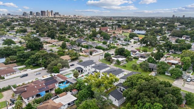 3107 W BEACH STREET, Tampa, FL 33607