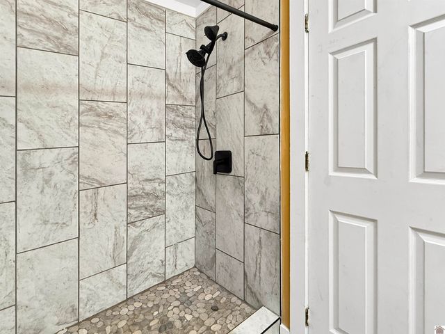 391 Ezell, Murray, KY 42071