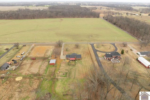 391 Ezell, Murray, KY 42071