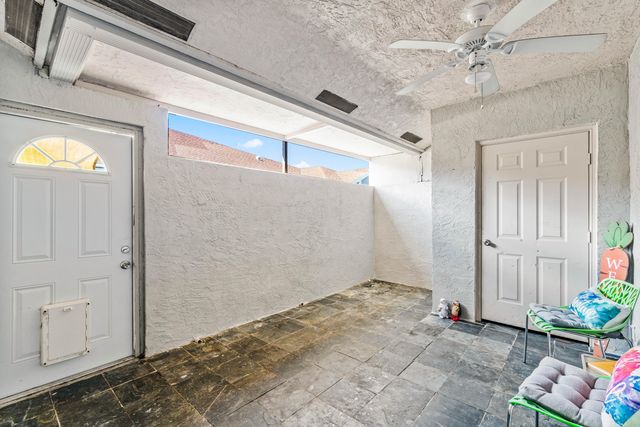 13916 Folkestone Circle, Wellington, FL 33414