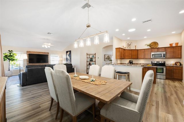 2344 BACHMAN PATH, The Villages, FL 32162