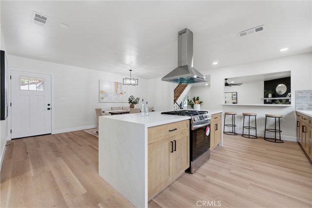 12113 Bluefield, La Mirada, CA 90638
