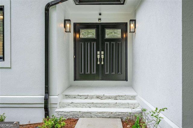 3924 Ashford Dunwood Road NE, Atlanta, GA 30319