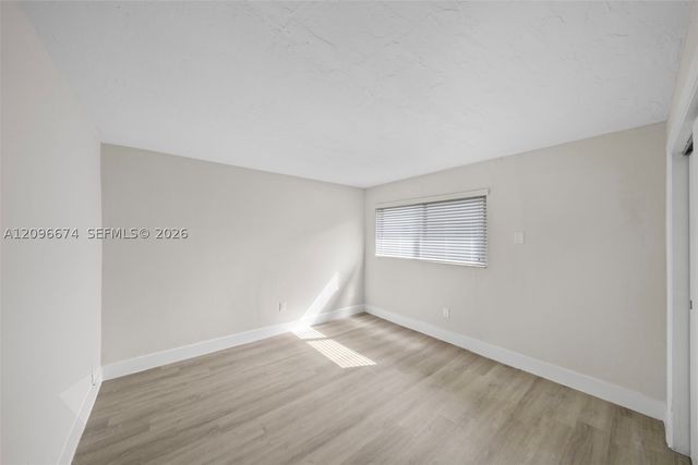 1310 W 29th St 29, Hialeah, FL 33012