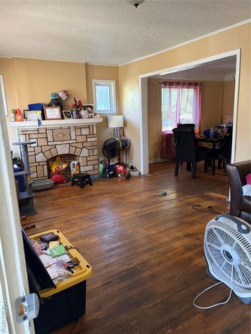 16019 Ellsworth Street, Detroit, MI 48227