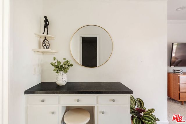 9550 Wheatland Avenue, Sunland, CA 91040