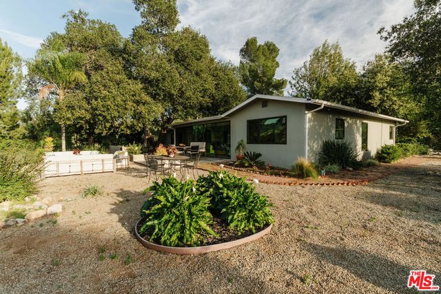 9550 Wheatland Avenue, Sunland, CA 91040