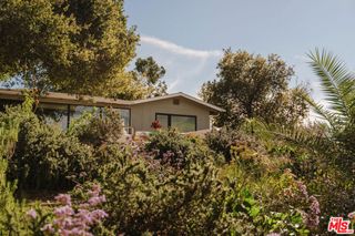 9550 Wheatland Avenue, Sunland, CA 91040