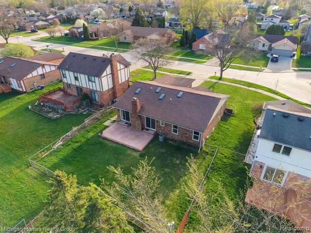 38966 Mount Kisco Drive, Sterling Heights, MI 48310