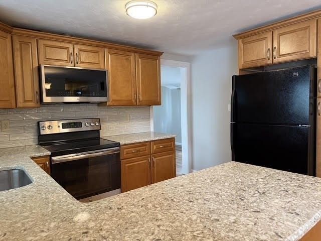 7 Puritan Road, Danvers, MA 01923