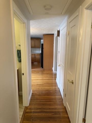 7 Puritan Road, Danvers, MA 01923