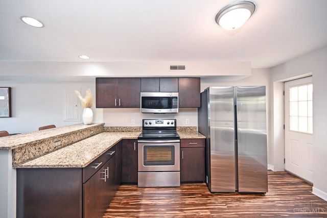 152 Dorchester Avenue, Cincinnati, OH 45219