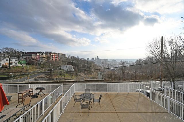 152 Dorchester Avenue, Cincinnati, OH 45219