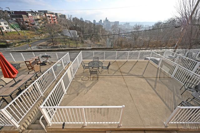 152 Dorchester Avenue, Cincinnati, OH 45219