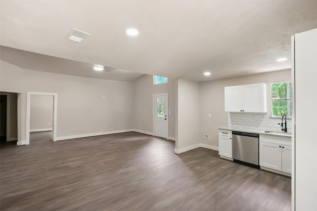 601 Faulkner Avenue, Coldspring, TX 77331