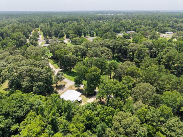 601 Faulkner Avenue, Coldspring, TX 77331