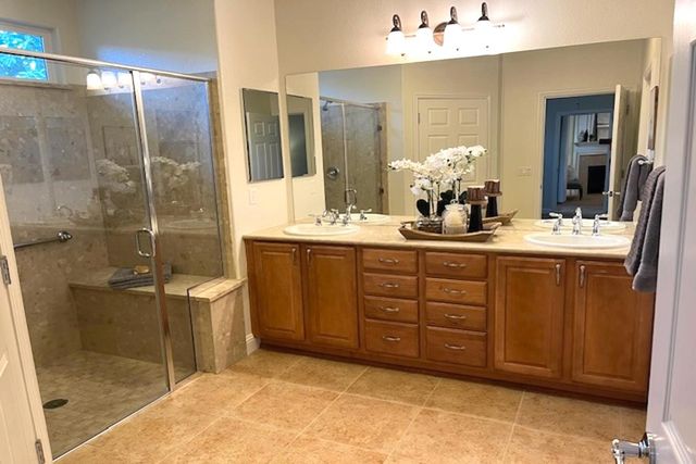 2473 Dutchwood Ln, Manteca, CA 95336