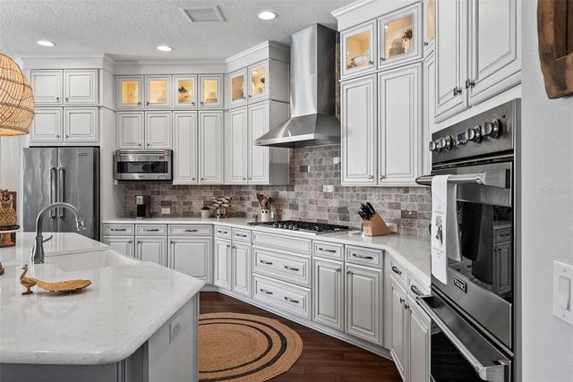 9235 TILLINGHAST DRIVE, Tampa, FL 33626